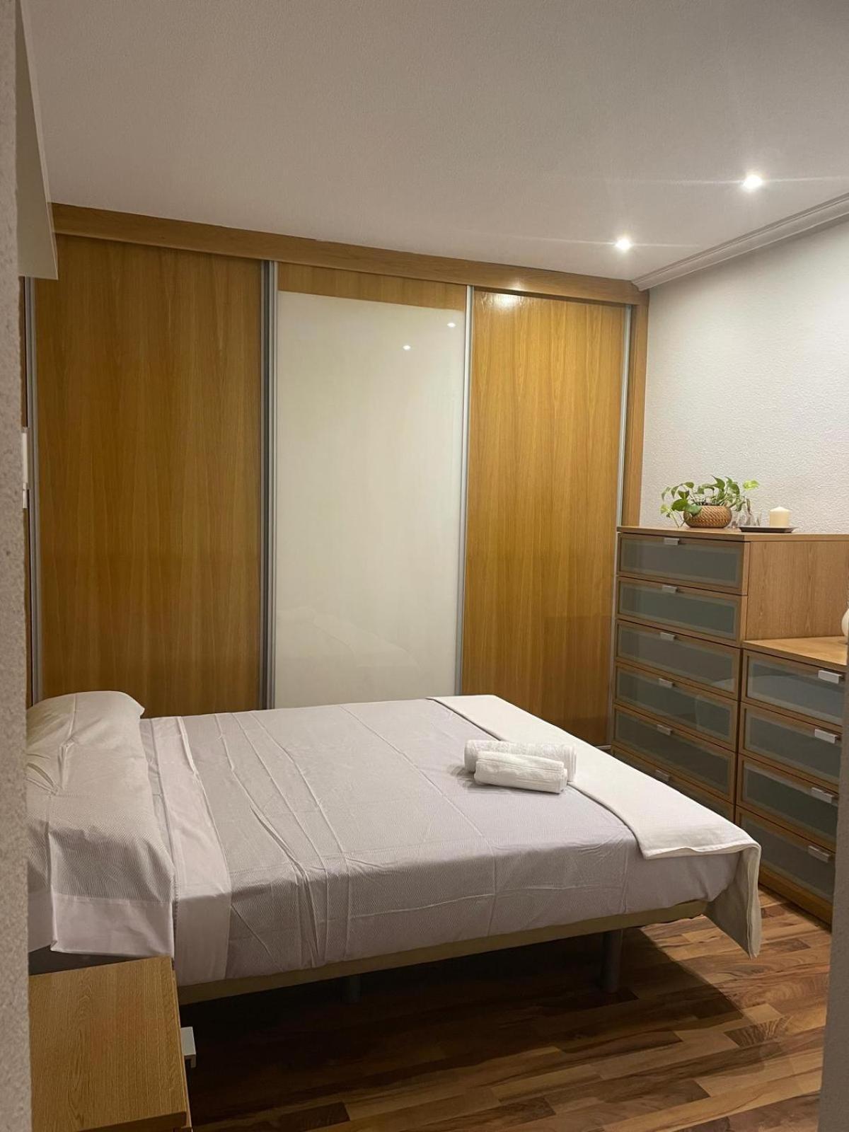 Piso Centrico En Elche Apartman Kültér fotó